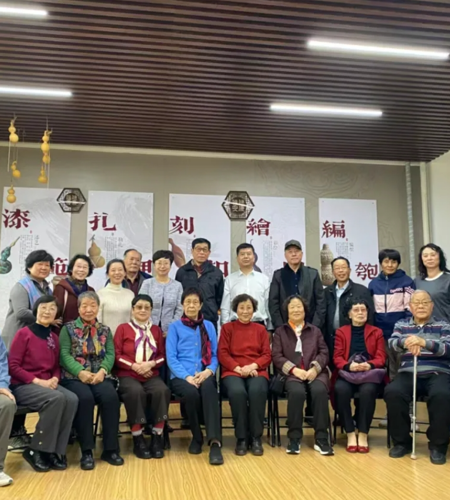 九九话重阳，情暖桑榆心——学校举办退休教师重阳节主题活动