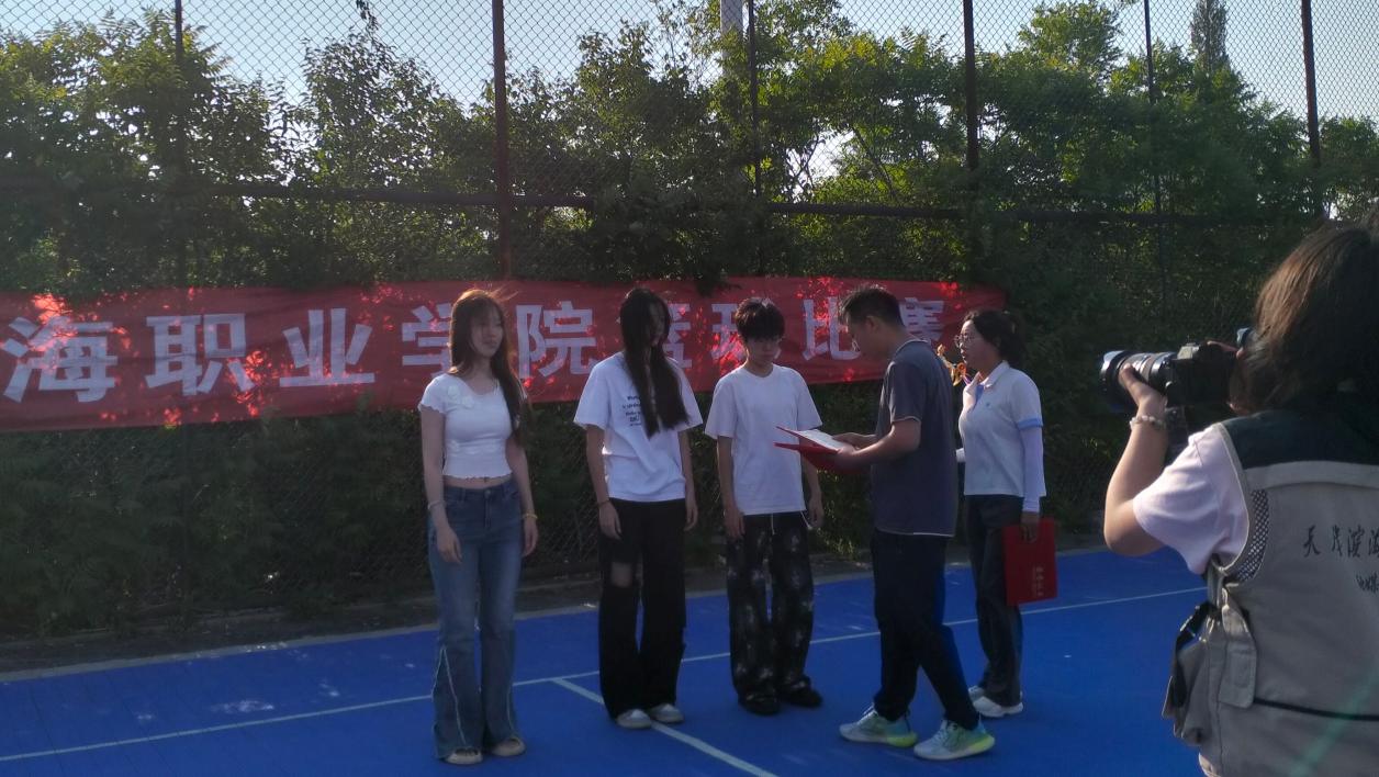 6f71893fe35653242587da0da43665b