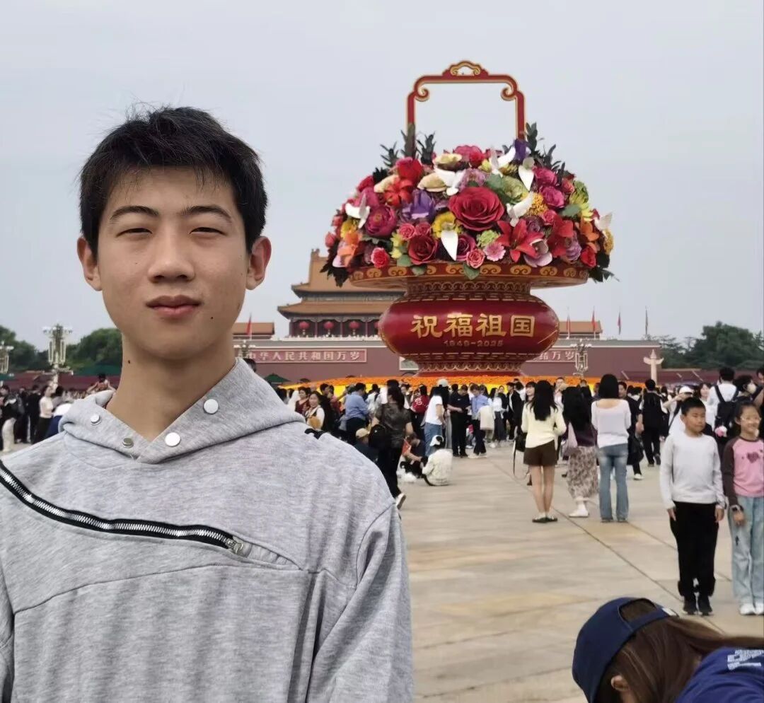 微信图片_2025-10-09_215